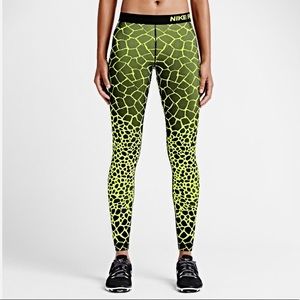 Nike Green Pro Engineered Giraffe Print Leggings